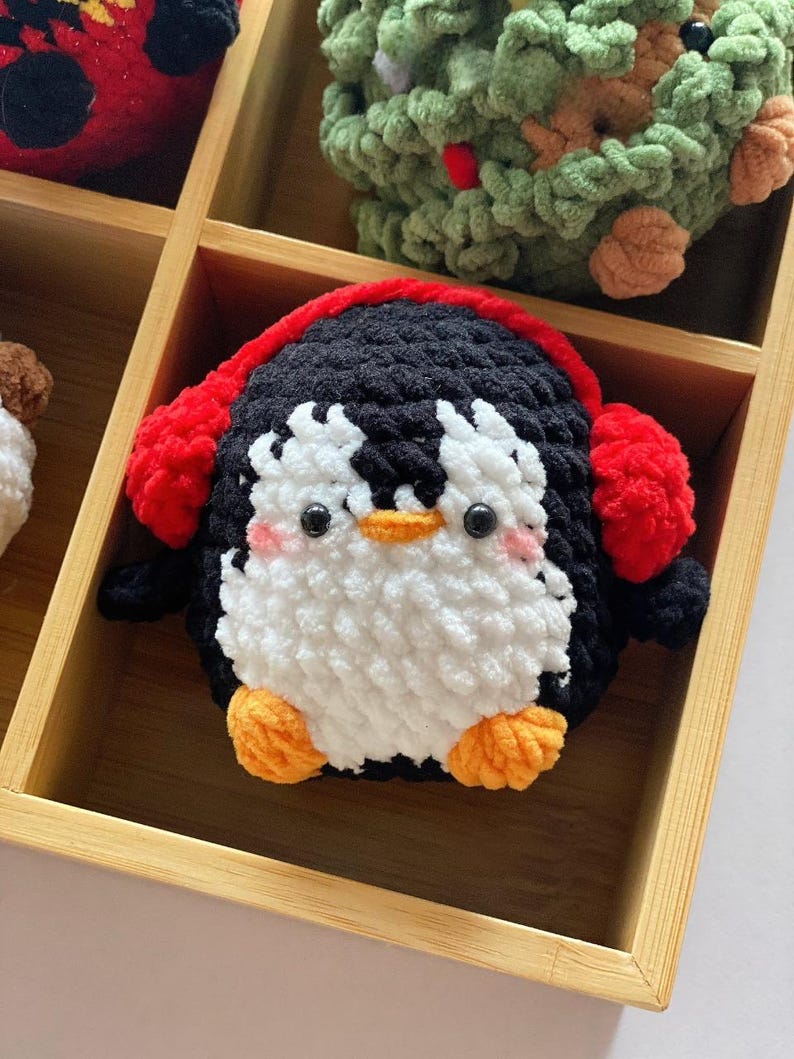 Crochet Christmas Car Ornament, Christmas Gifts, Handmade Snowman, Santa, Penguin, Grin, Crochet car hanging, Cute Grin Car Charm, Xmas Gift